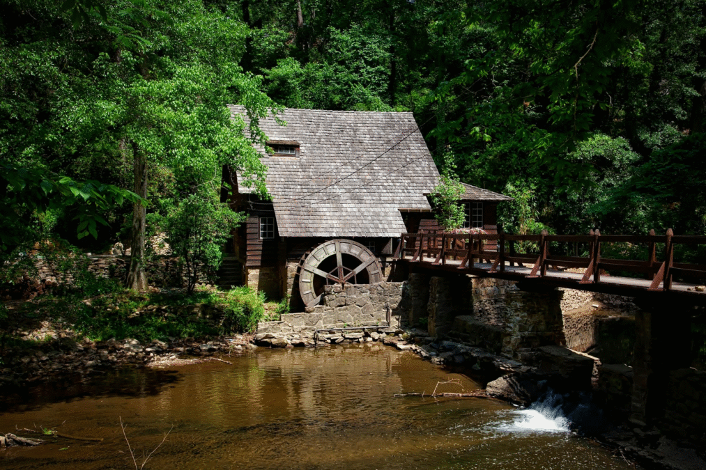 Water Mill House: History, Design, and Modern Uses Water Mill House: History, Design, and Modern Uses